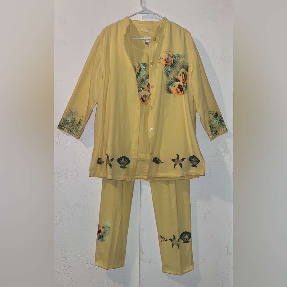 Great Cavalier by St Paul, Yellow Painted Fish Outfit, Three Piece Set